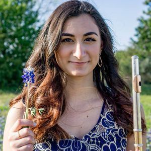 Meet your Posher, Julia